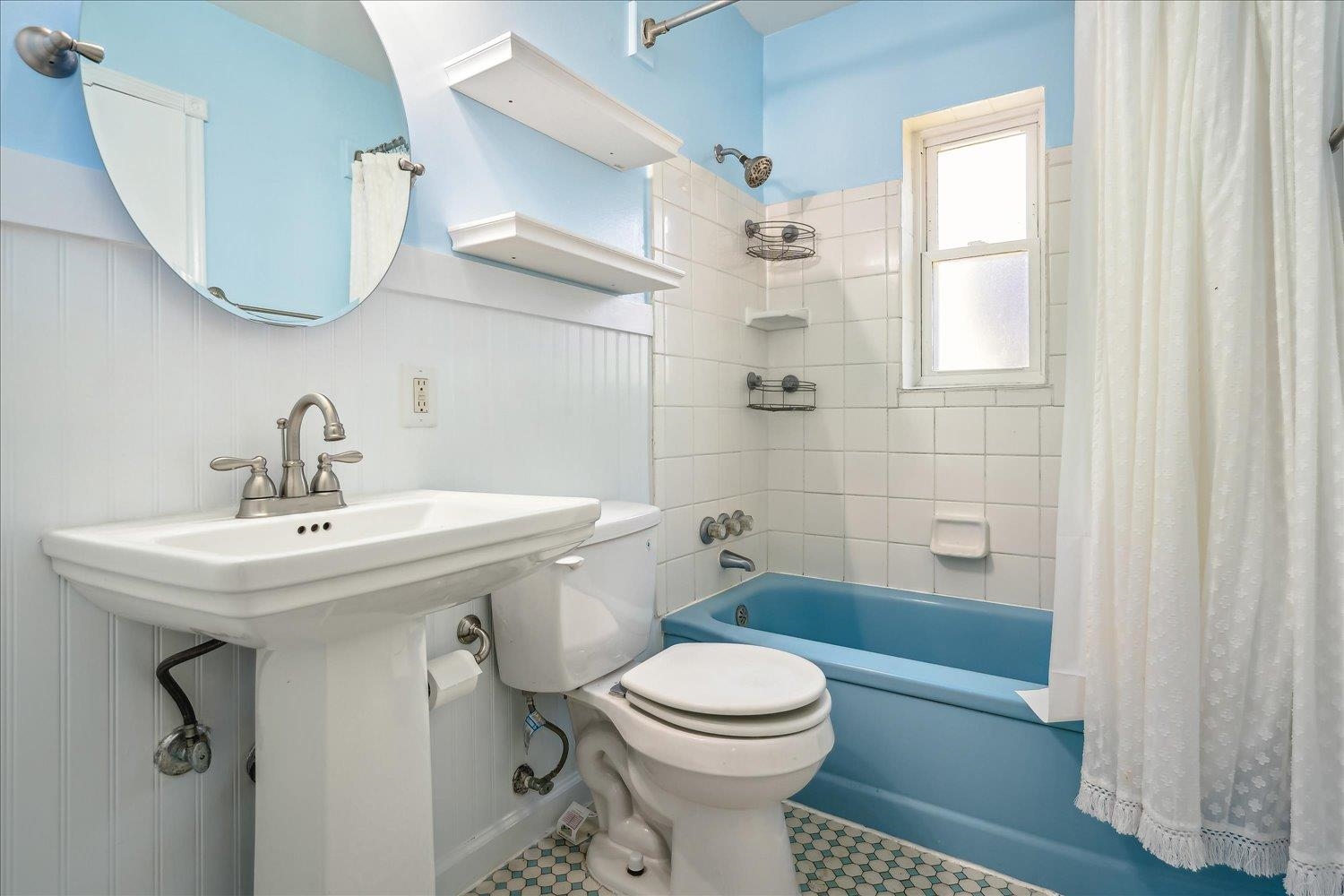 Memphis, Tennessee 38122, United States, 3 Bedrooms Bedrooms, ,1 BathroomBathrooms,Residential,Active,88710