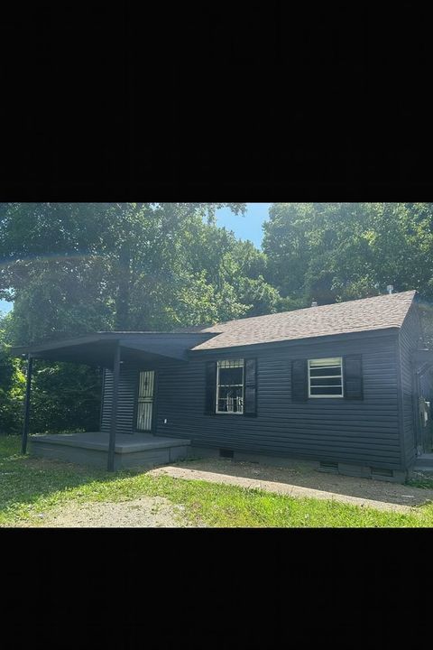 Photo of 3429 DENVER ST, Memphis, TN 38127 (MLS # 10216329)