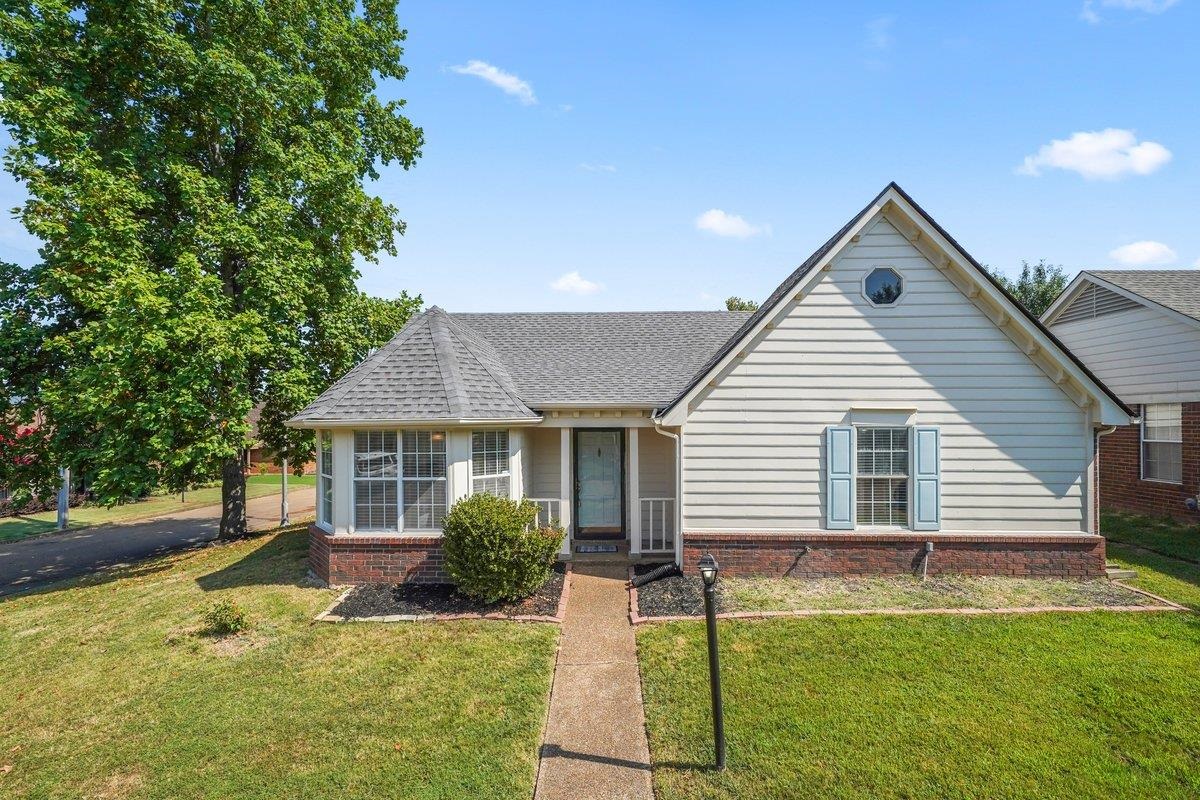 Memphis, Tennessee 38016, United States, 3 Bedrooms Bedrooms, ,2 BathroomsBathrooms,Residential,Pending,144948