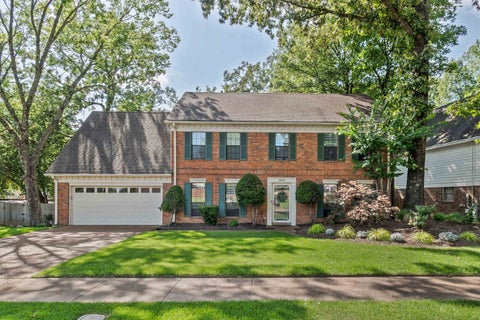 Photo of 3845 OAK FOREST DR, Bartlett, TN 38135 (MLS # 10225172)