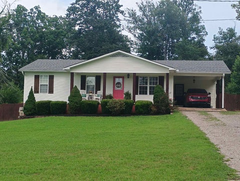 Photo of 410 ANDREWS LN, Savannah, TN 38372 (MLS # 10226483)