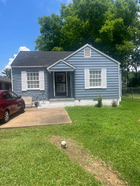 Photo of 2370 BOYLE CIR, Memphis, TN 38114 (MLS # 10224664)