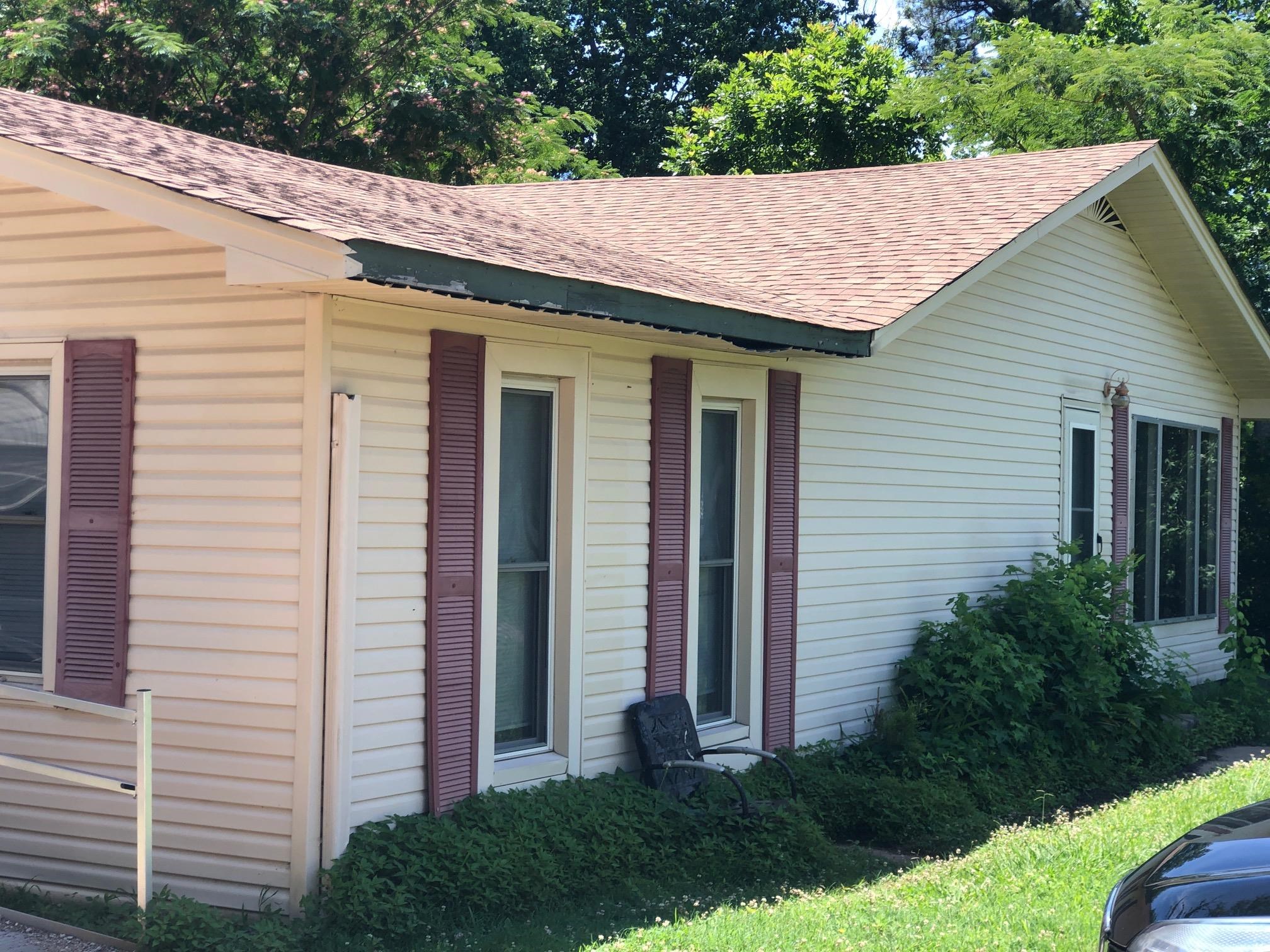 Photo 1 of 1 — 204 CARROLL ST, Adamsville, TN 38310