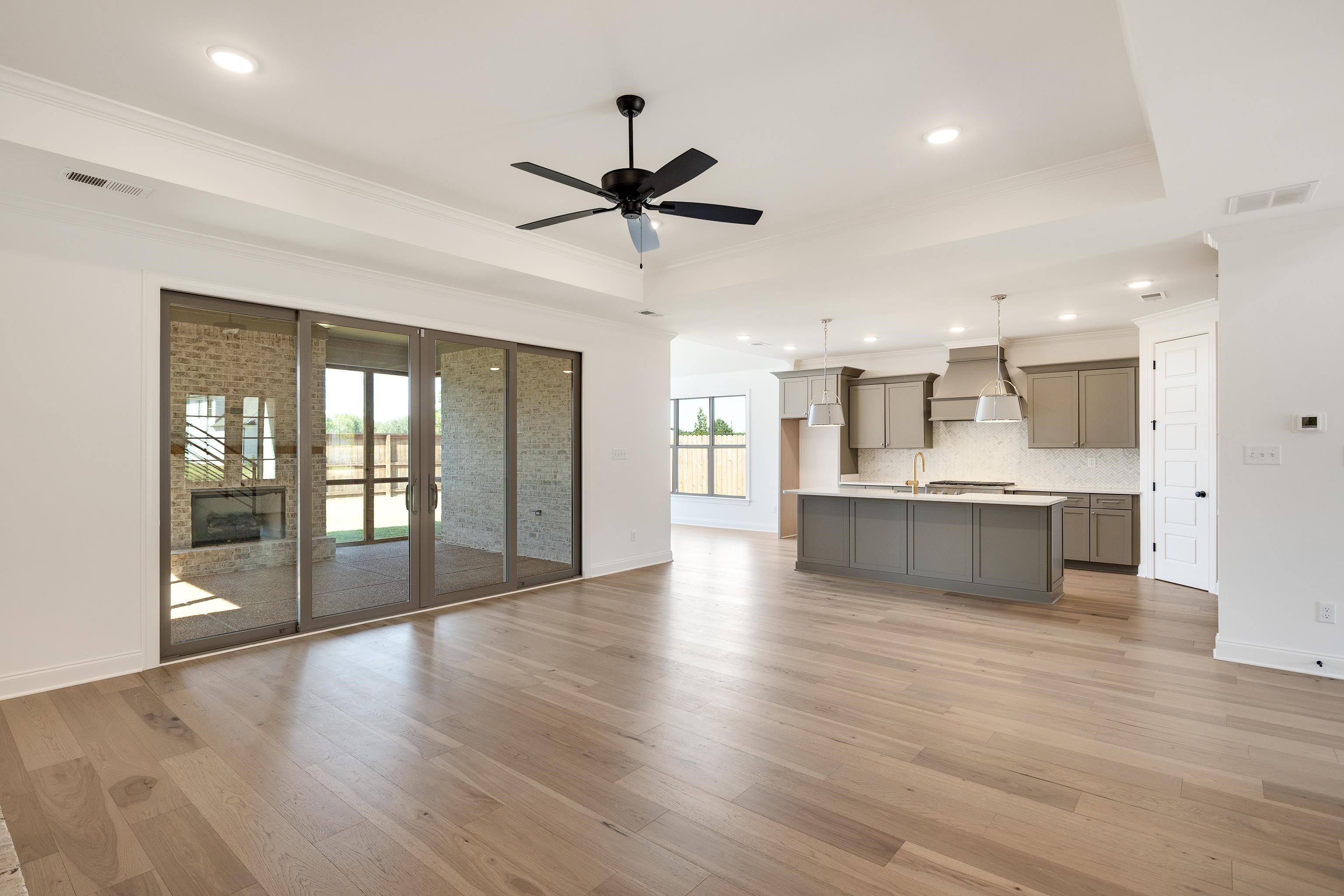 Arlington, Tennessee 38002, United States, 5 Bedrooms Bedrooms, ,3 BathroomsBathrooms,Residential,Active,33077