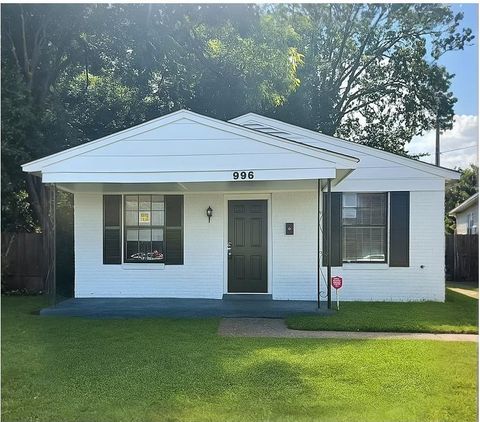 Photo of 996 N CLAYBROOK ST, Memphis, TN 38107 (MLS # 10195318)