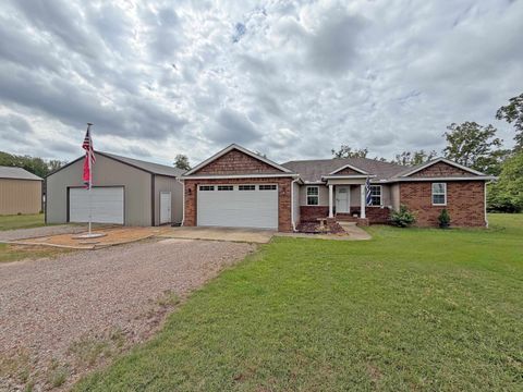 Photo of 1255 ELM RD, Adamsville, TN 38310 (MLS # 10220118)