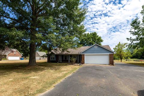 Photo of 8712 GRAGG RD, Millington, TN 38053 (MLS # 10204430)