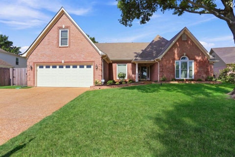 Photo of 9882 WINDWARD SLOPE DR, Lakeland, TN 38002 (MLS # 10228426)