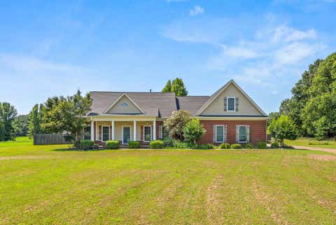 Photo of 228 GOLDEN POND DR, Coldwater, MS 38618 (MLS # 10227961)