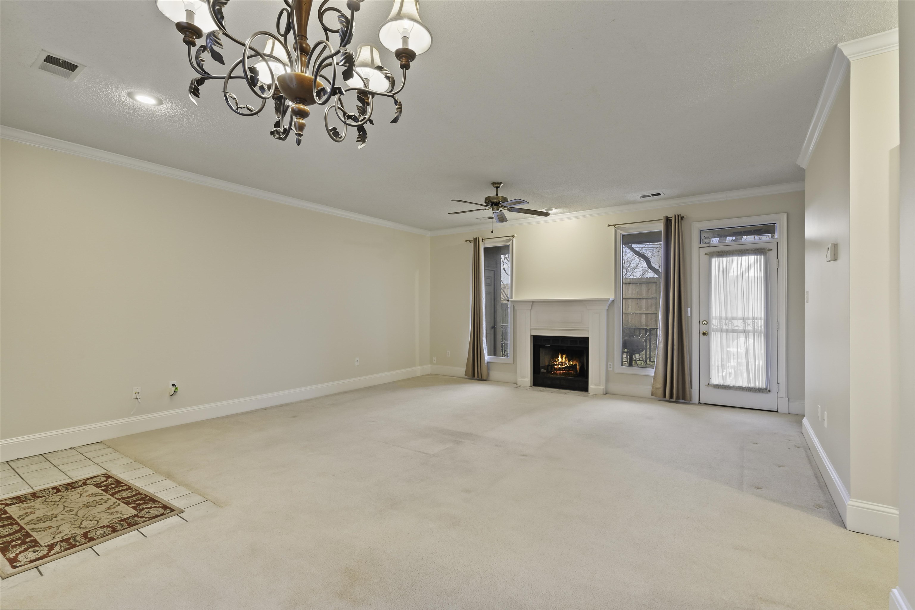 Memphis, Tennessee 38119, United States, 3 Bedrooms Bedrooms, ,3 BathroomsBathrooms,Residential,Pending,9161