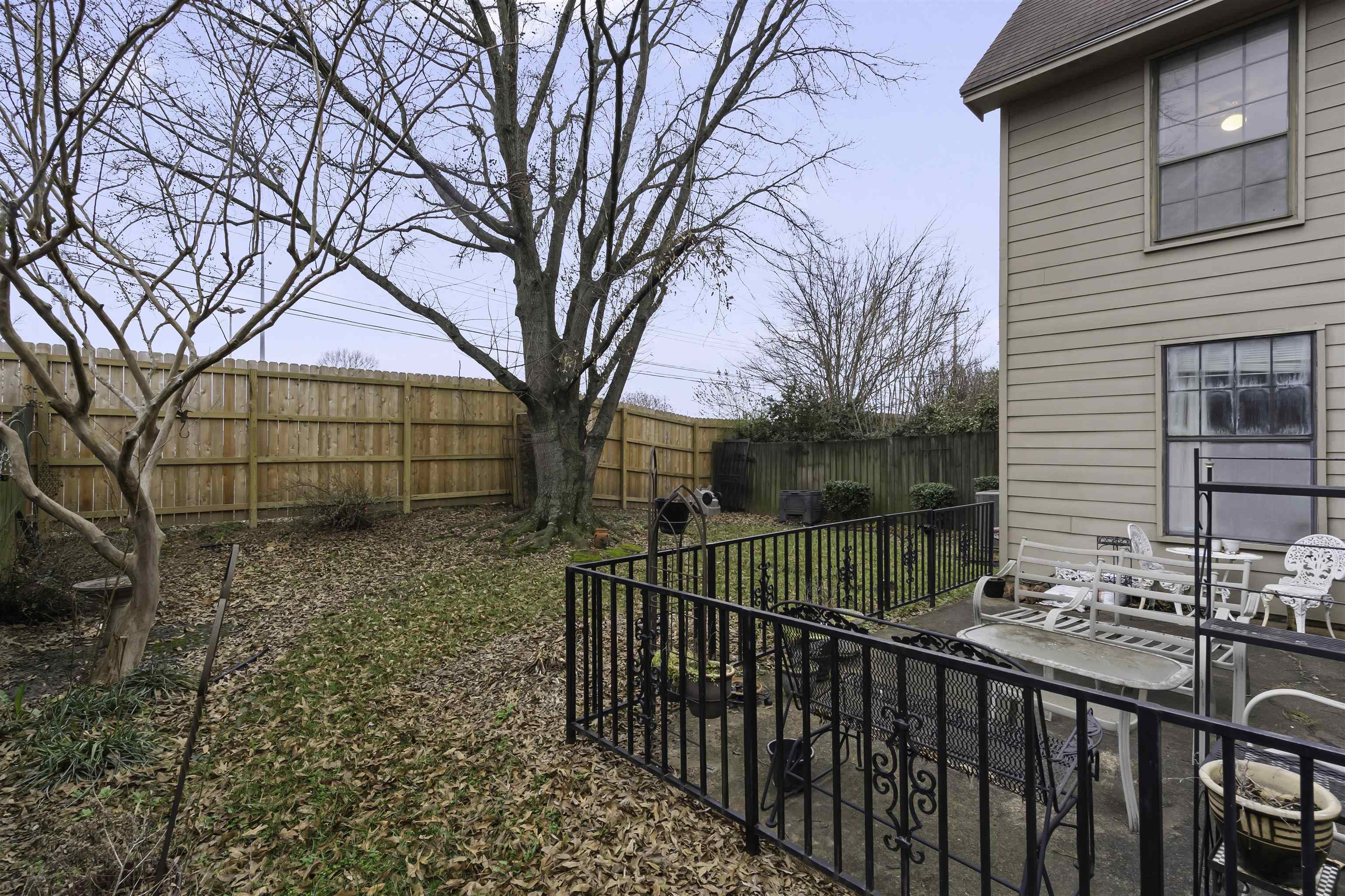 Memphis, Tennessee 38119, United States, 3 Bedrooms Bedrooms, ,3 BathroomsBathrooms,Residential,Pending,9161