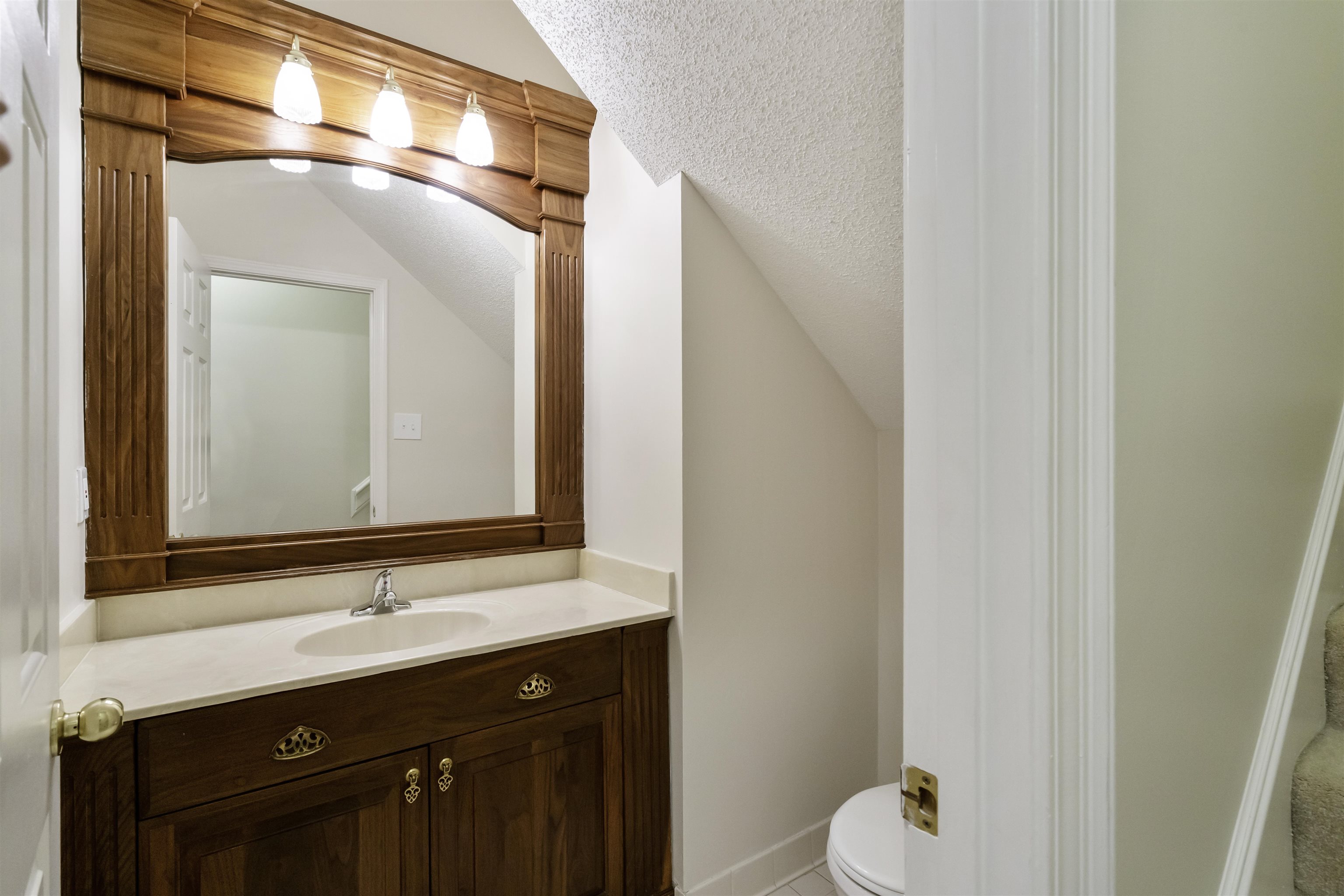 Memphis, Tennessee 38119, United States, 3 Bedrooms Bedrooms, ,3 BathroomsBathrooms,Residential,Pending,9161