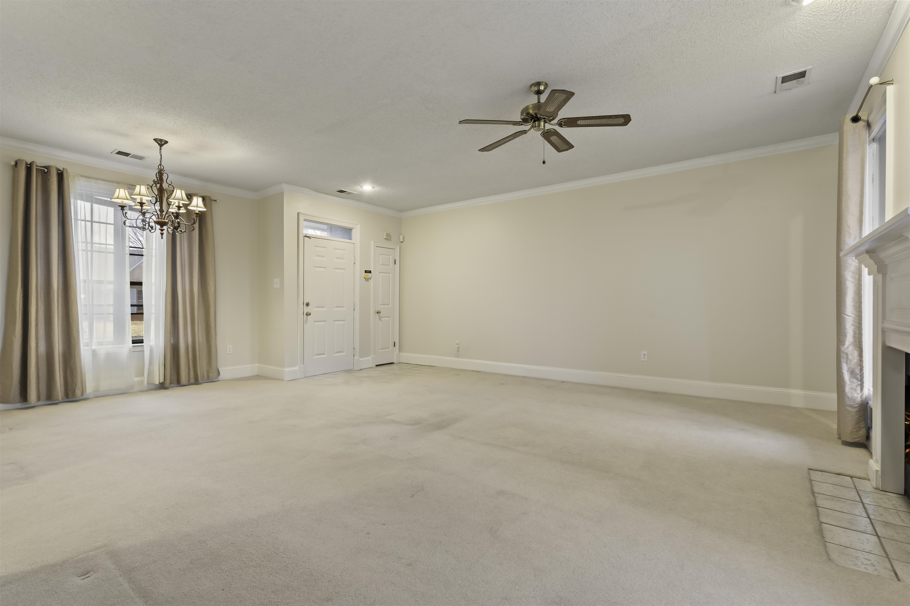 Memphis, Tennessee 38119, United States, 3 Bedrooms Bedrooms, ,3 BathroomsBathrooms,Residential,Pending,9161