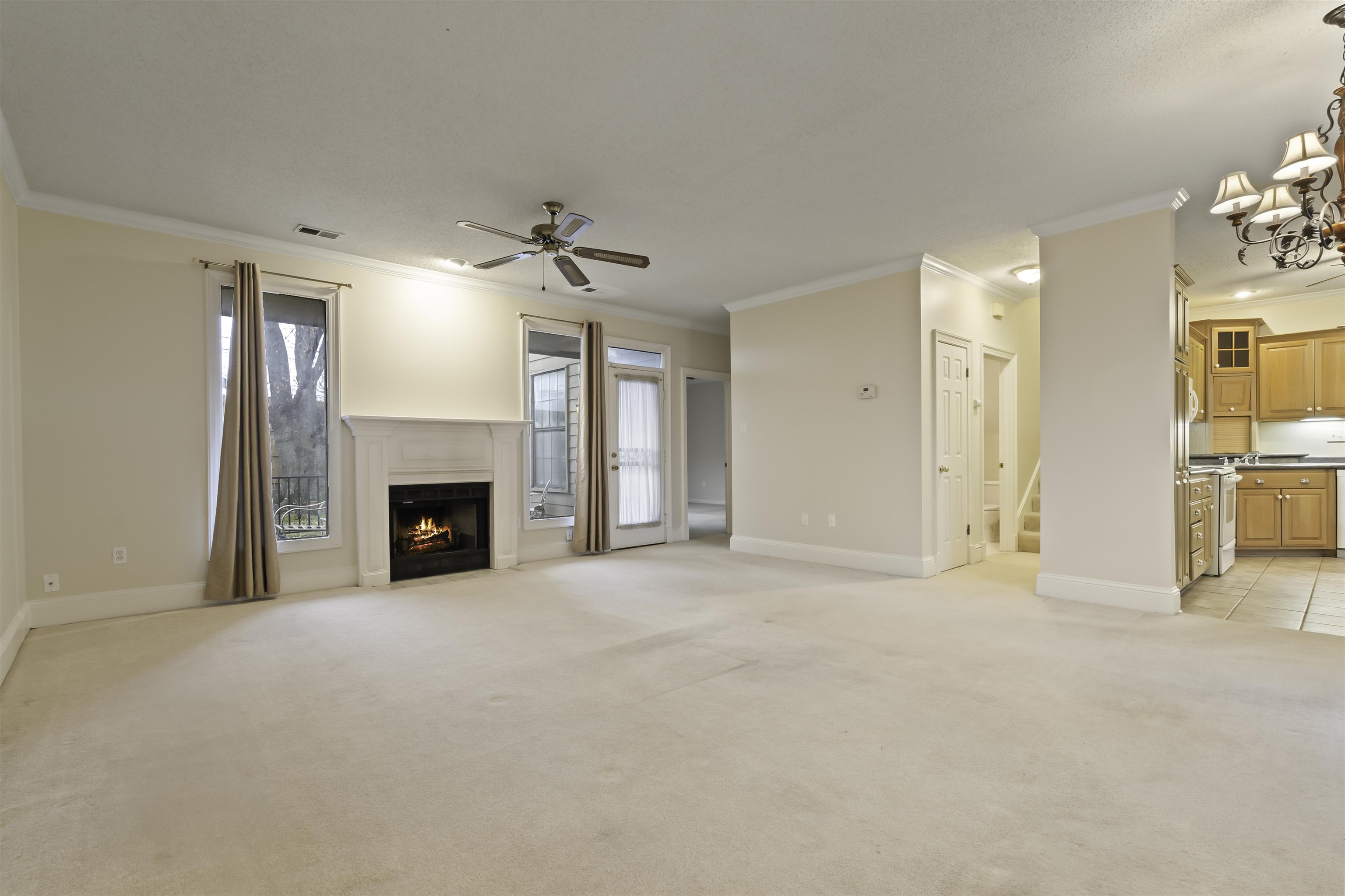 Memphis, Tennessee 38119, United States, 3 Bedrooms Bedrooms, ,3 BathroomsBathrooms,Residential,Pending,9161