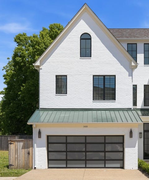 Photo of 1400 CLUB GARDENS PD PL, Memphis, TN 38104 (MLS # 10221382)