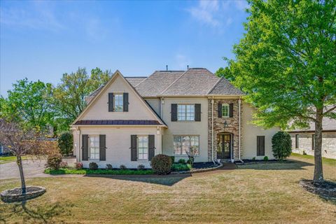 Photo of 1621 BRACKENSHIRE LN, Collierville, TN 38017 (MLS # 10218808)