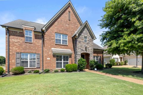 Photo of 1371 RAINDROP DR, Collierville, TN 38017 (MLS # 10223489)