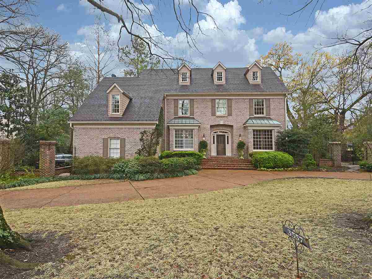 Photo 1 of 25 — 3557 S GALLOWAY DR, Memphis, TN 38111