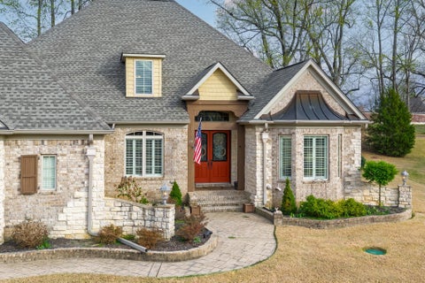 Photo of 104 LOCHMEADE DR, Atoka, TN 38004 (MLS # 10218174)