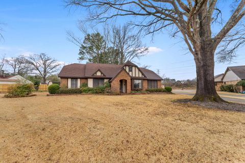 Photo of 7477 STONE MILL CV, Germantown, TN 38138 (MLS # 10212791)