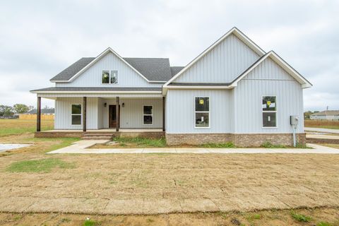 Photo of 874 OLD SHILOH RD, Adamsville, TN 38310 (MLS # 10208800)