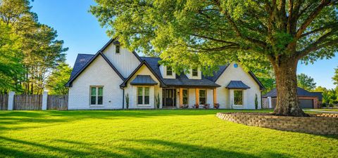 Photo of 3223 WOLSTENHOLME DR, Bartlett, TN 38133 (MLS # 10221216)