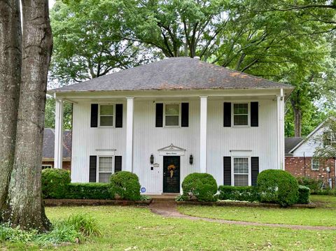 Single Family Residence in Memphis TN 1516 EASTRIDGE DR.jpg