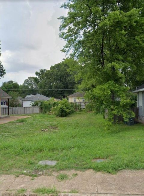 Single Family Residence in Memphis TN 1960 SOUTHERN AVE.jpg