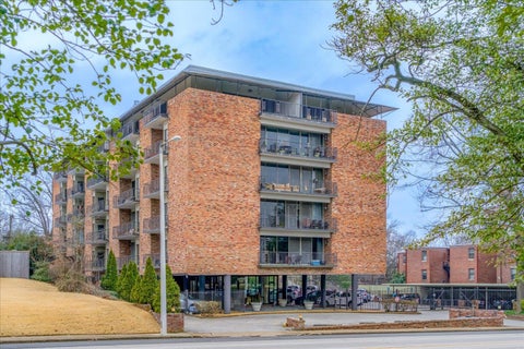 Photo of 2195 POPLAR AVE 504 #504, Memphis, TN 38104 (MLS # 10230579)