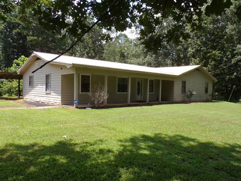 Photo of 75 FRIENDS RD, Potts Camp, MS 38659 (MLS # 10213885)