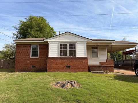 Photo of 3554 VENABLE RD, Memphis, TN 38118 (MLS # 10221883)
