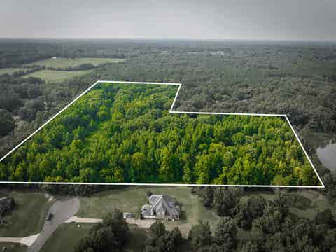 Photo of 0 LATTING RD, Cordova, TN 38016 (MLS # 10227859)