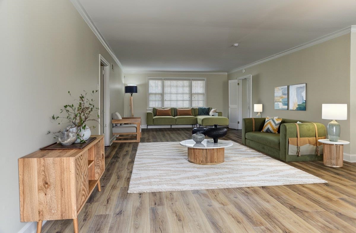 Memphis, Tennessee 38117, United States, 4 Bedrooms Bedrooms, ,3 BathroomsBathrooms,Residential,Active,225306