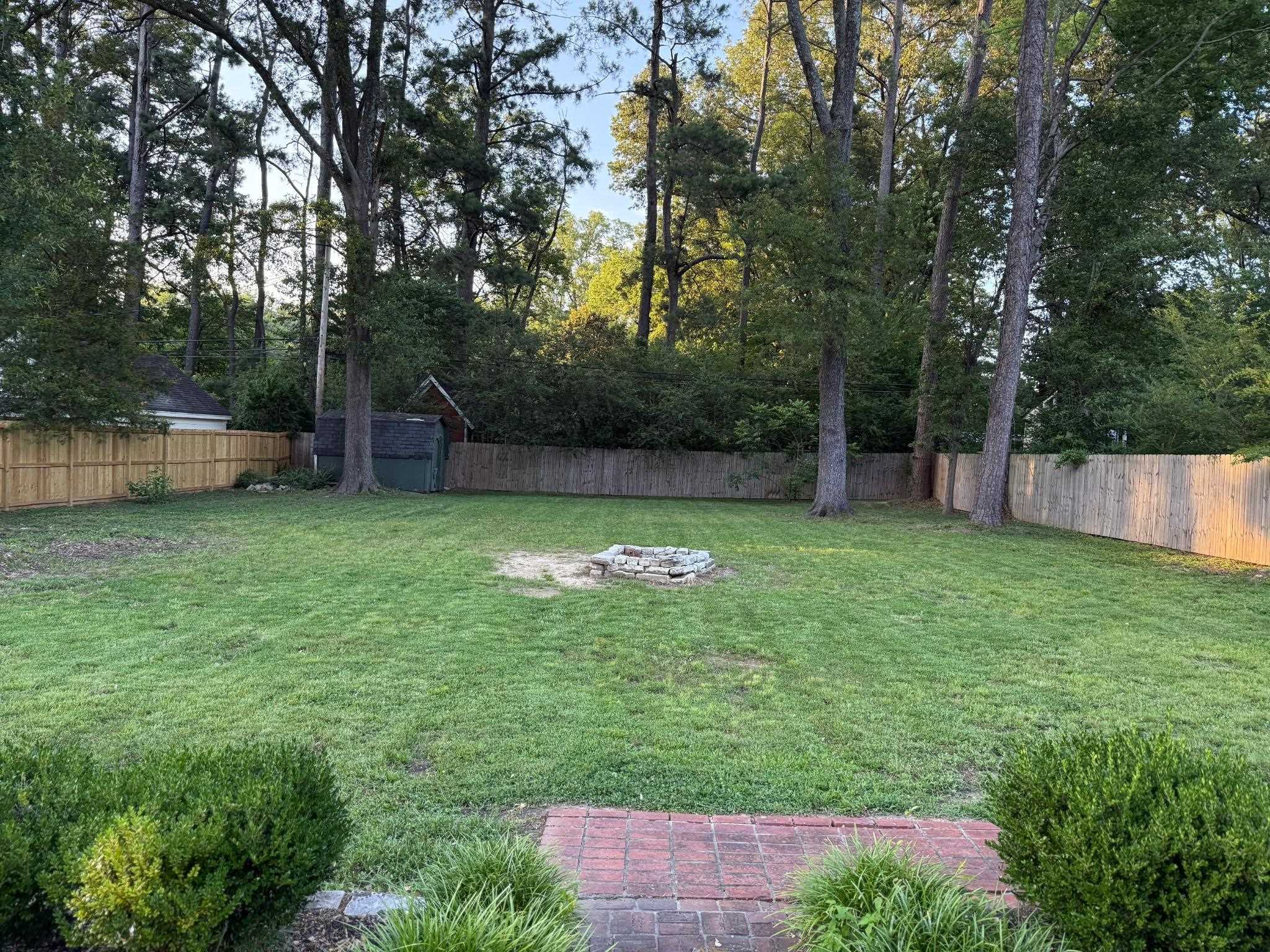 Memphis, Tennessee 38117, United States, 4 Bedrooms Bedrooms, ,3 BathroomsBathrooms,Residential,Active,225306