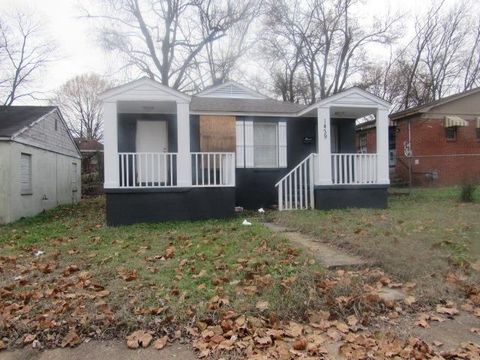 Photo of 1439 MENAGER RD, Memphis, TN 38106 (MLS # 10211618)