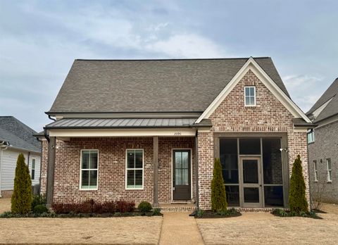 Photo of 2090 GREENBRIER LAKES BLVD, Piperton, TN 38017 (MLS # 10211593)