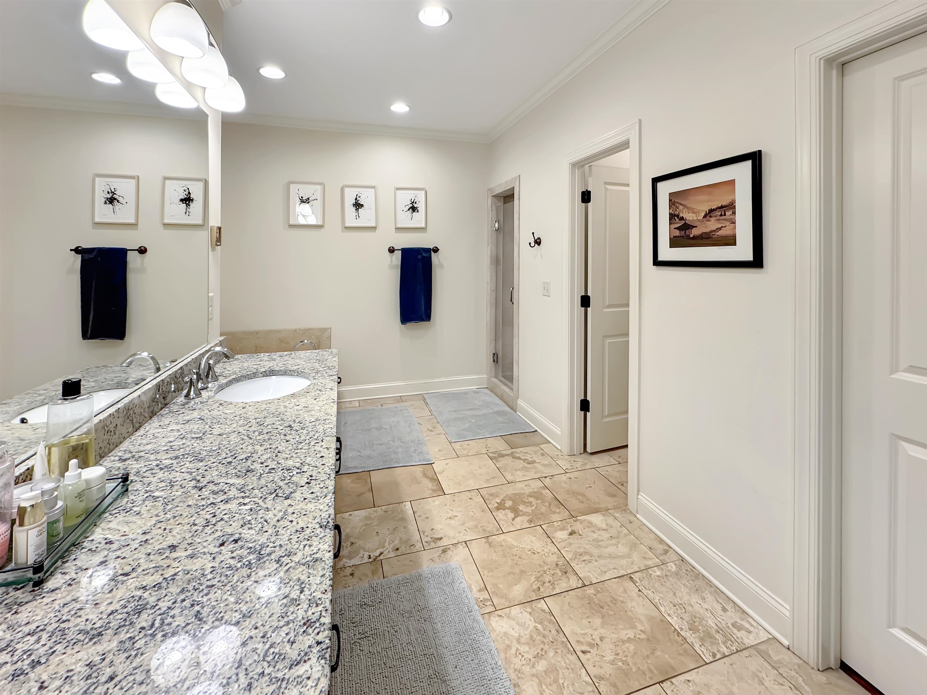 Memphis, Tennessee 38103, United States, 3 Bedrooms Bedrooms, ,3 BathroomsBathrooms,Residential,Active,722