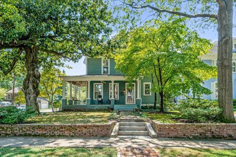 Photo of 1763 GLENWOOD PL, Memphis, TN 38104 (MLS # 10205915)