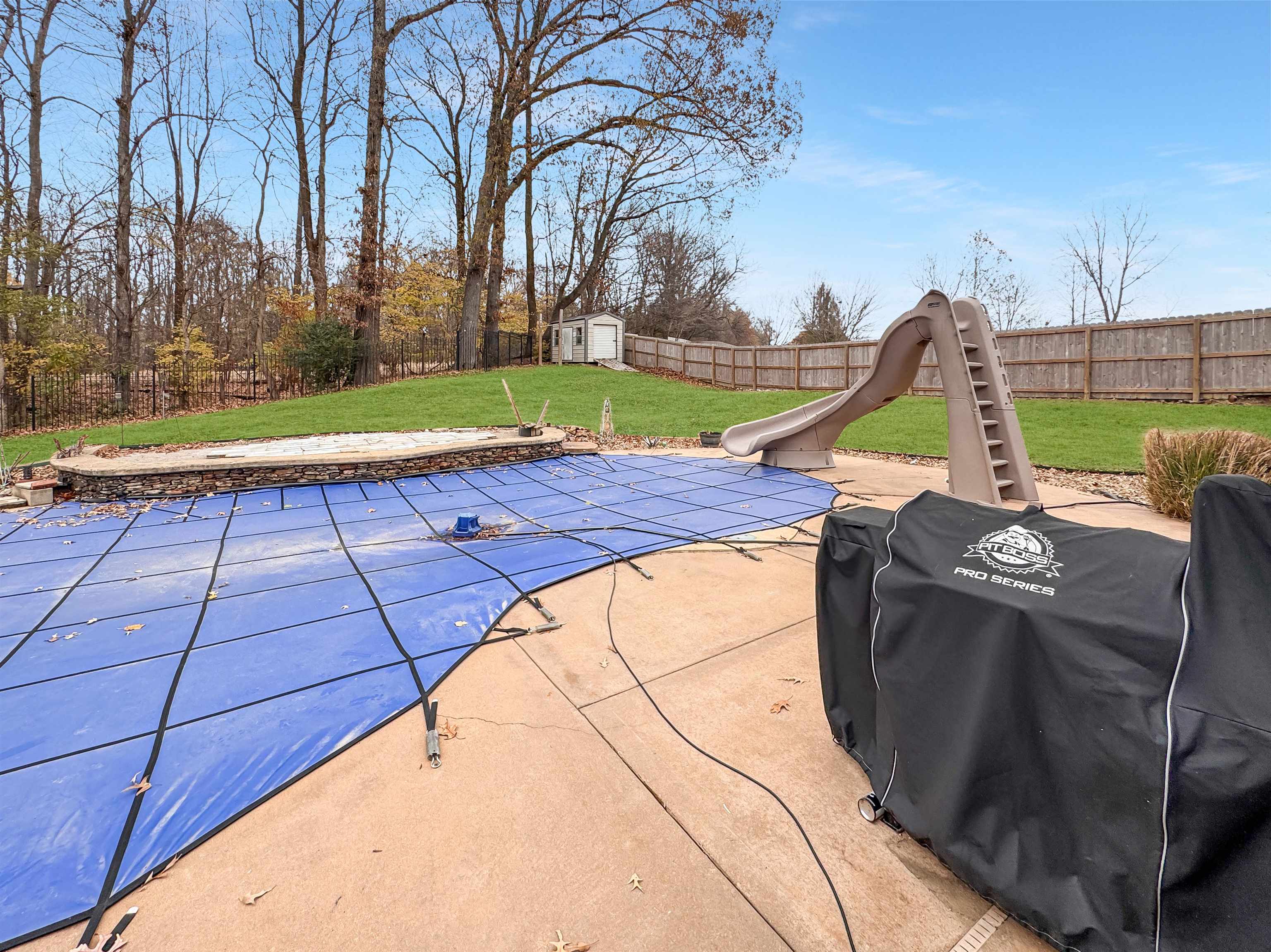 Atoka, Tennessee 38004, United States, 4 Bedrooms Bedrooms, ,3 BathroomsBathrooms,Residential,Active,252037