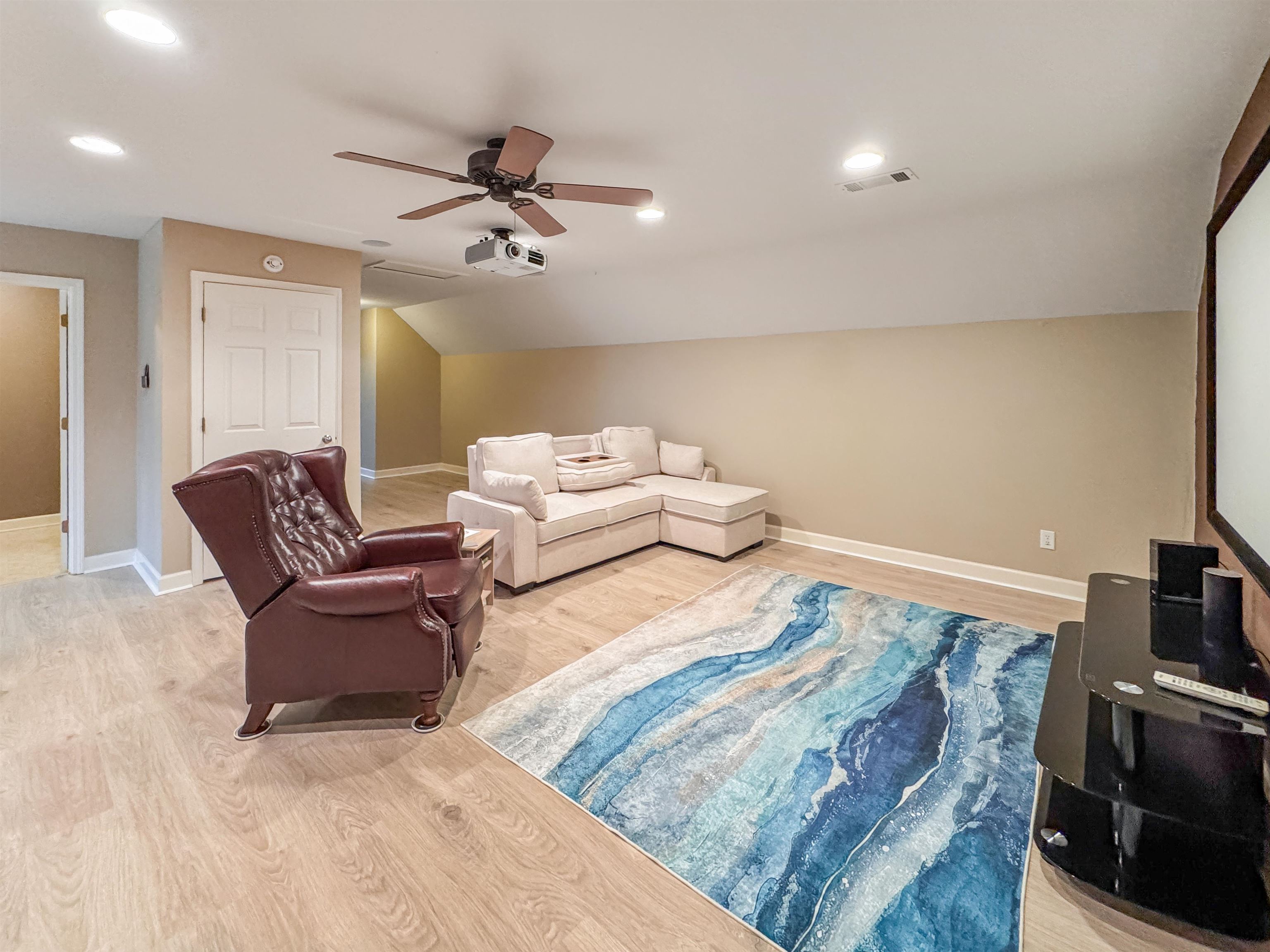 Atoka, Tennessee 38004, United States, 4 Bedrooms Bedrooms, ,3 BathroomsBathrooms,Residential,Active,252037