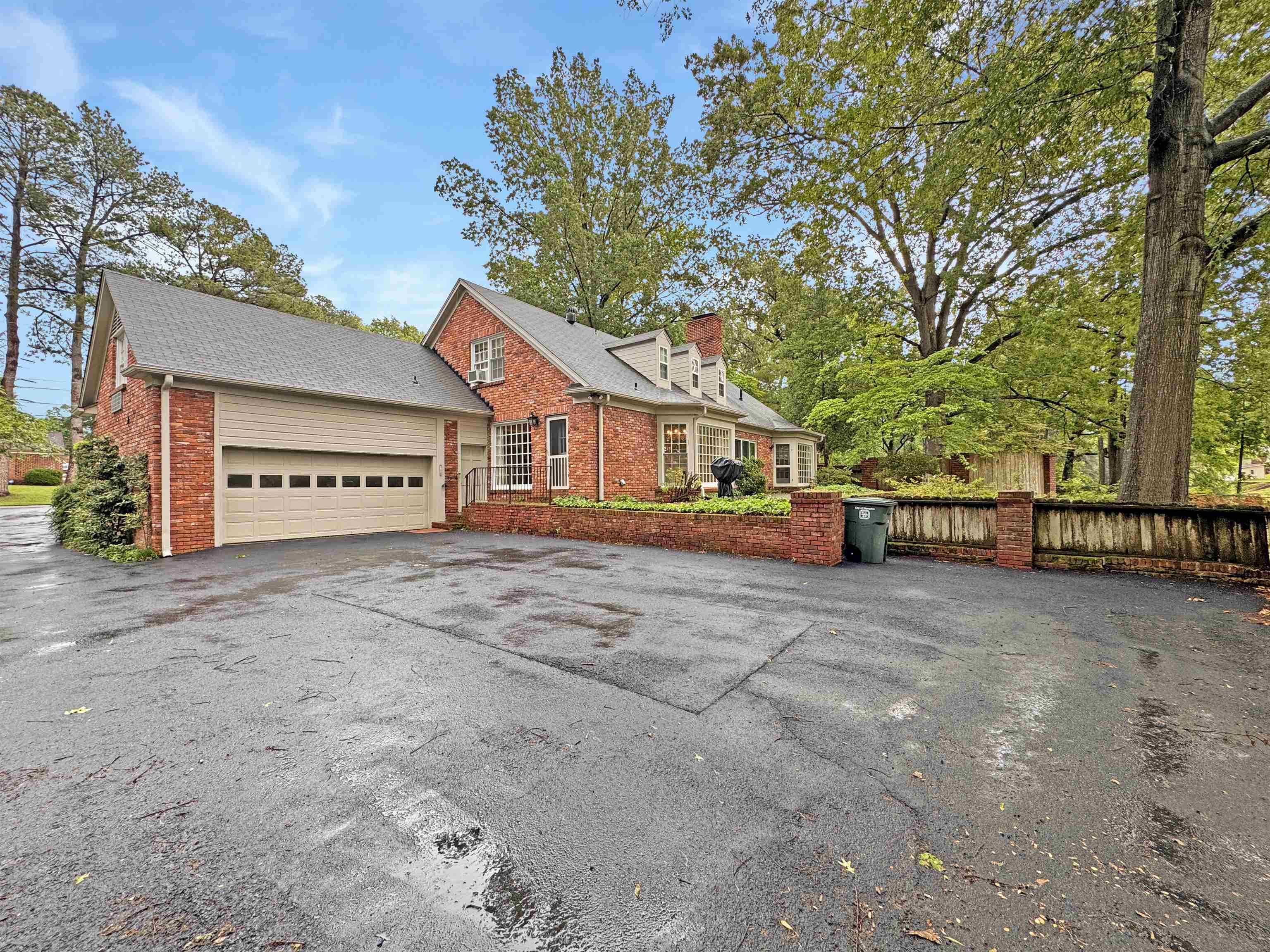 Memphis, Tennessee 38128, United States, 5 Bedrooms Bedrooms, ,3 BathroomsBathrooms,Residential,Pending,122653