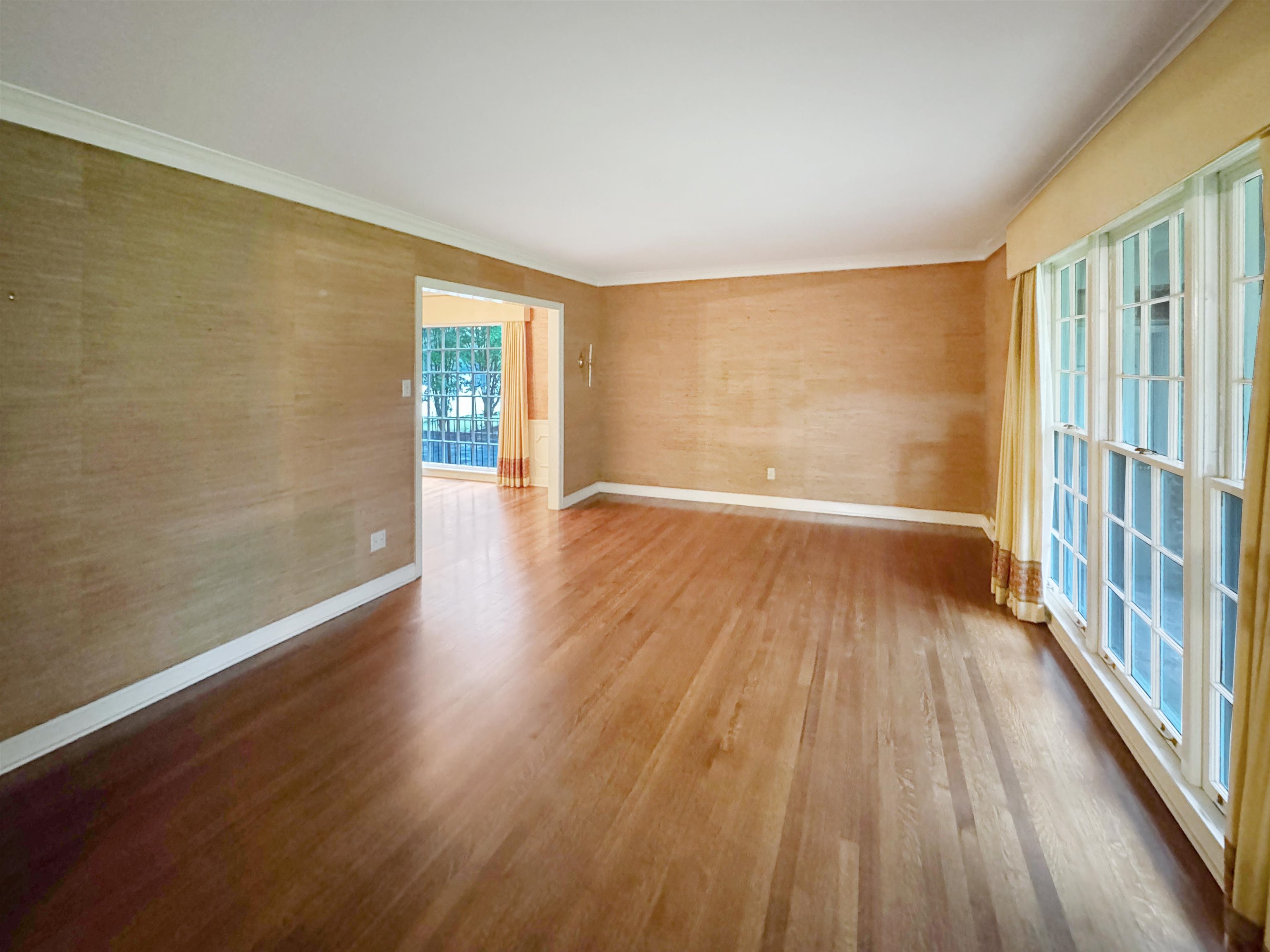 Memphis, Tennessee 38128, United States, 5 Bedrooms Bedrooms, ,3 BathroomsBathrooms,Residential,Pending,122653