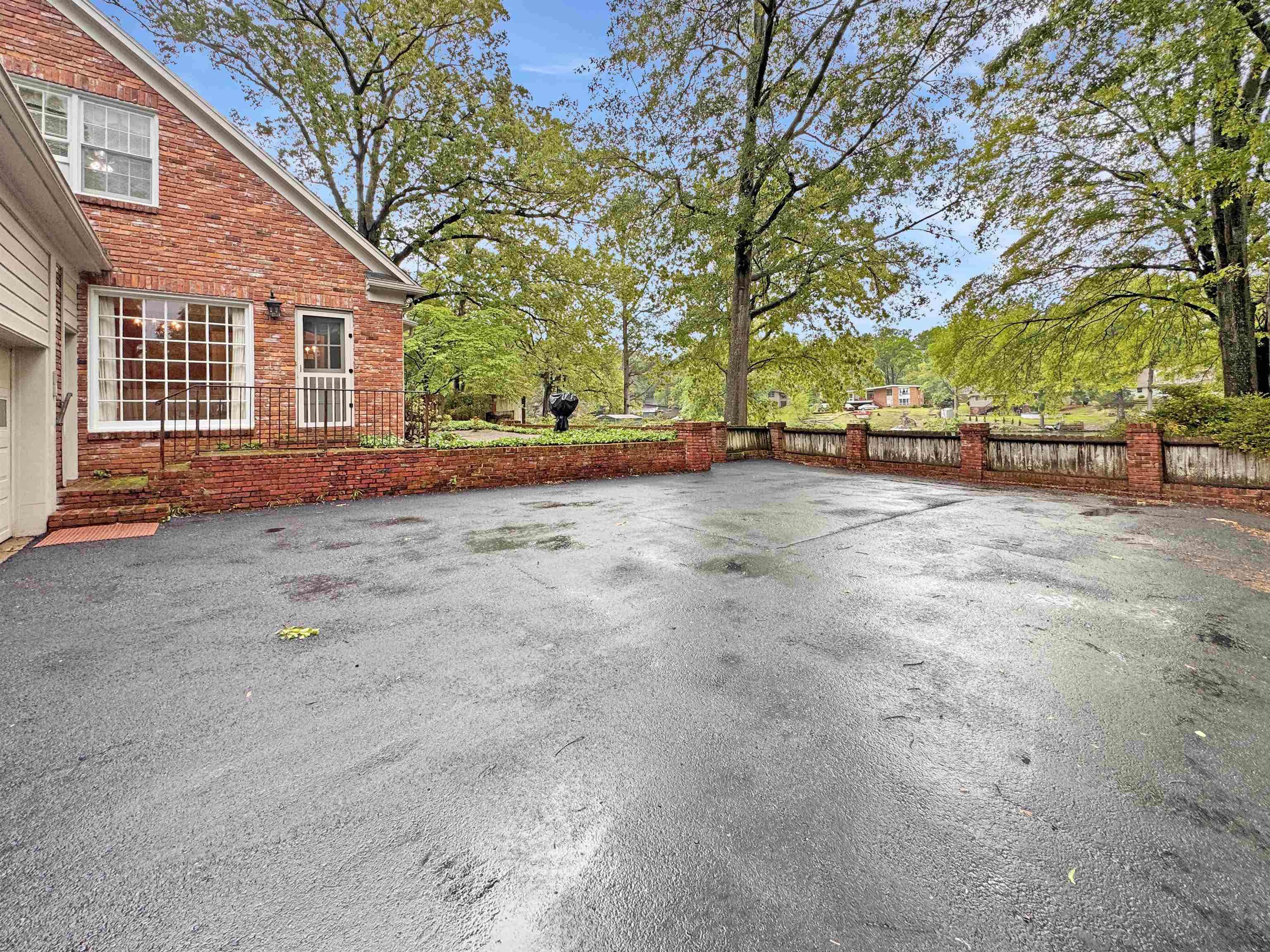 Memphis, Tennessee 38128, United States, 5 Bedrooms Bedrooms, ,3 BathroomsBathrooms,Residential,Pending,122653