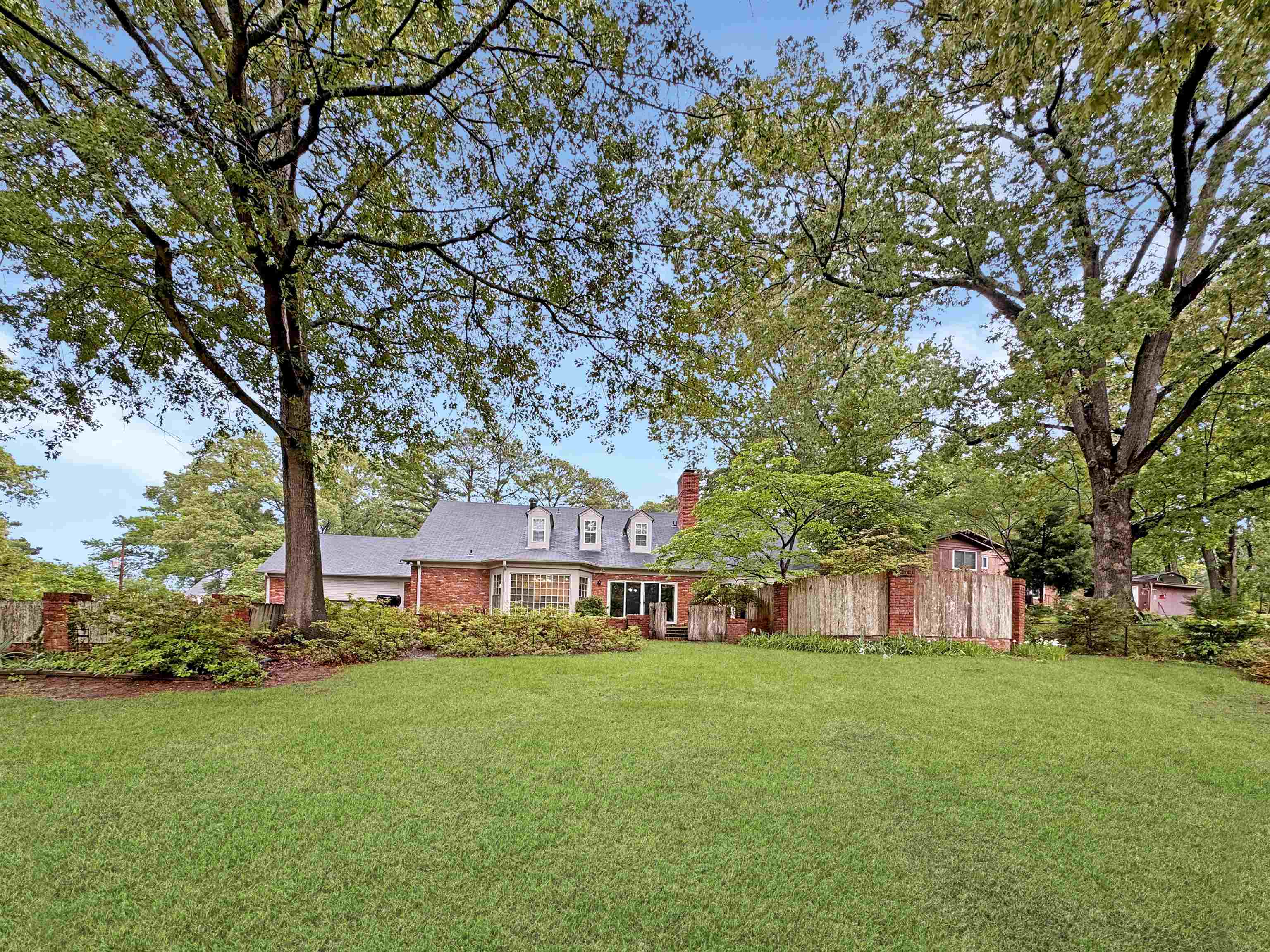 Memphis, Tennessee 38128, United States, 5 Bedrooms Bedrooms, ,3 BathroomsBathrooms,Residential,Pending,122653