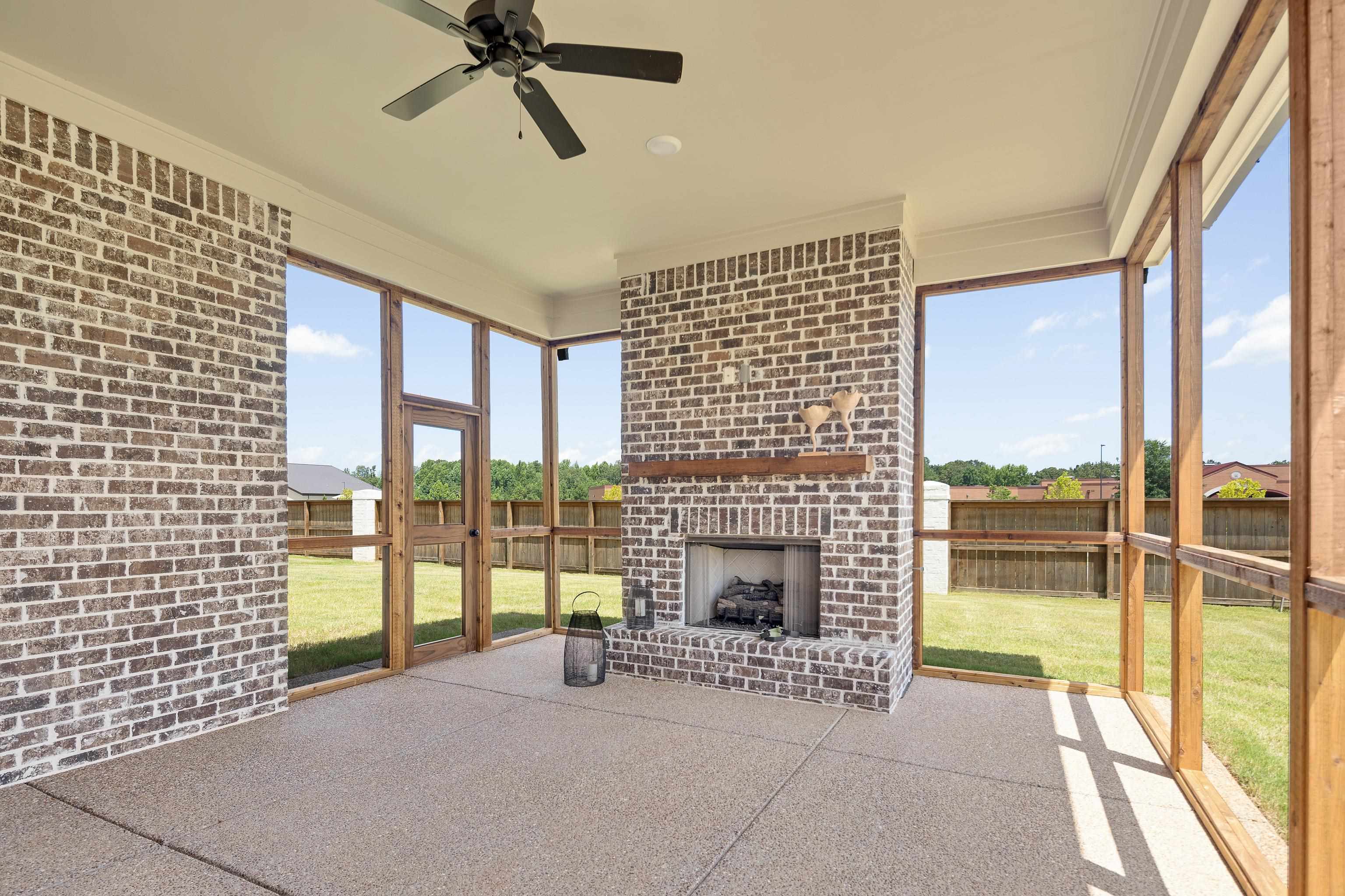 Arlington, Tennessee 38002, United States, 5 Bedrooms Bedrooms, ,3 BathroomsBathrooms,Residential,Active,45407