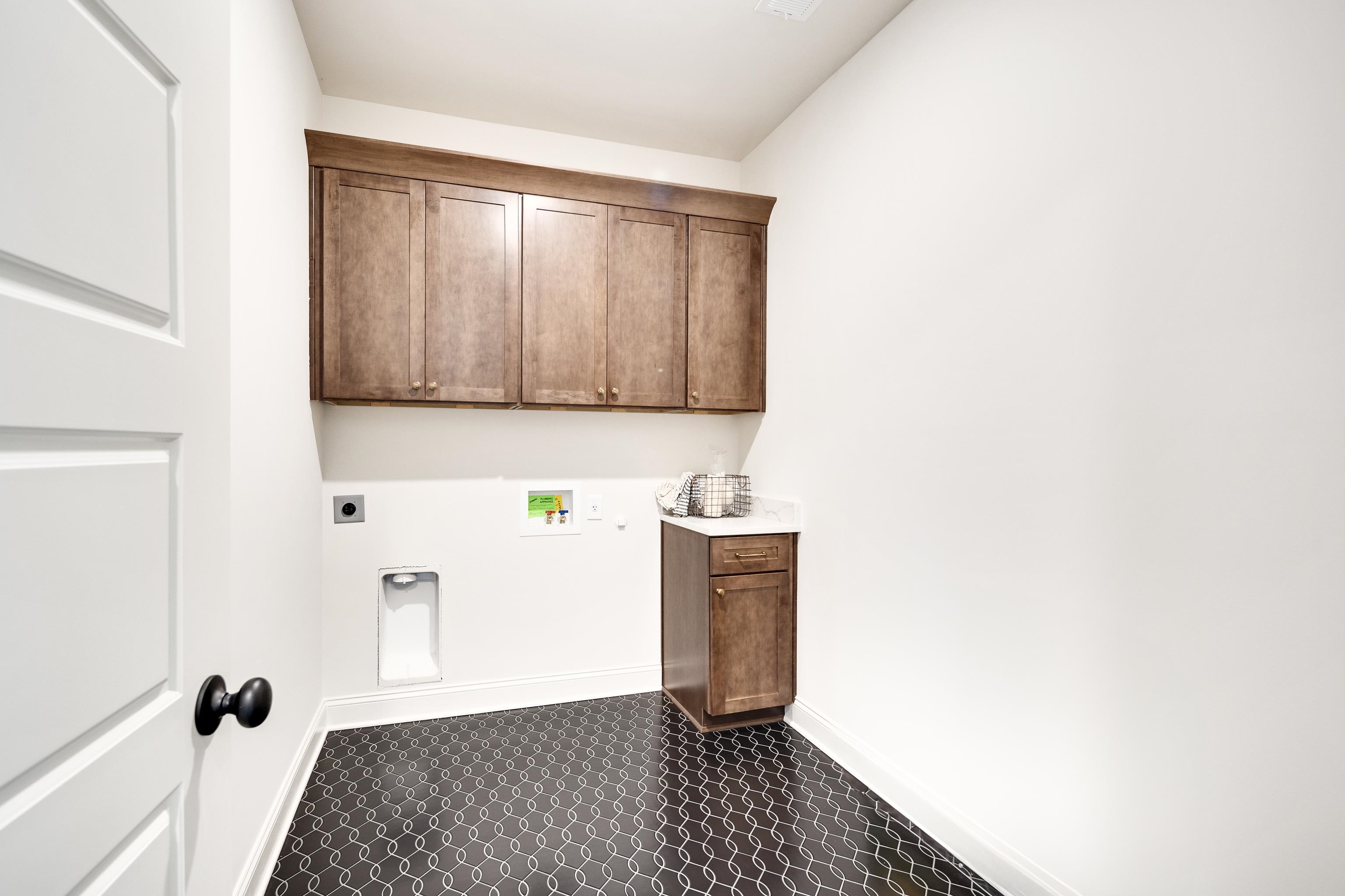 Arlington, Tennessee 38002, United States, 5 Bedrooms Bedrooms, ,3 BathroomsBathrooms,Residential,Active,45407