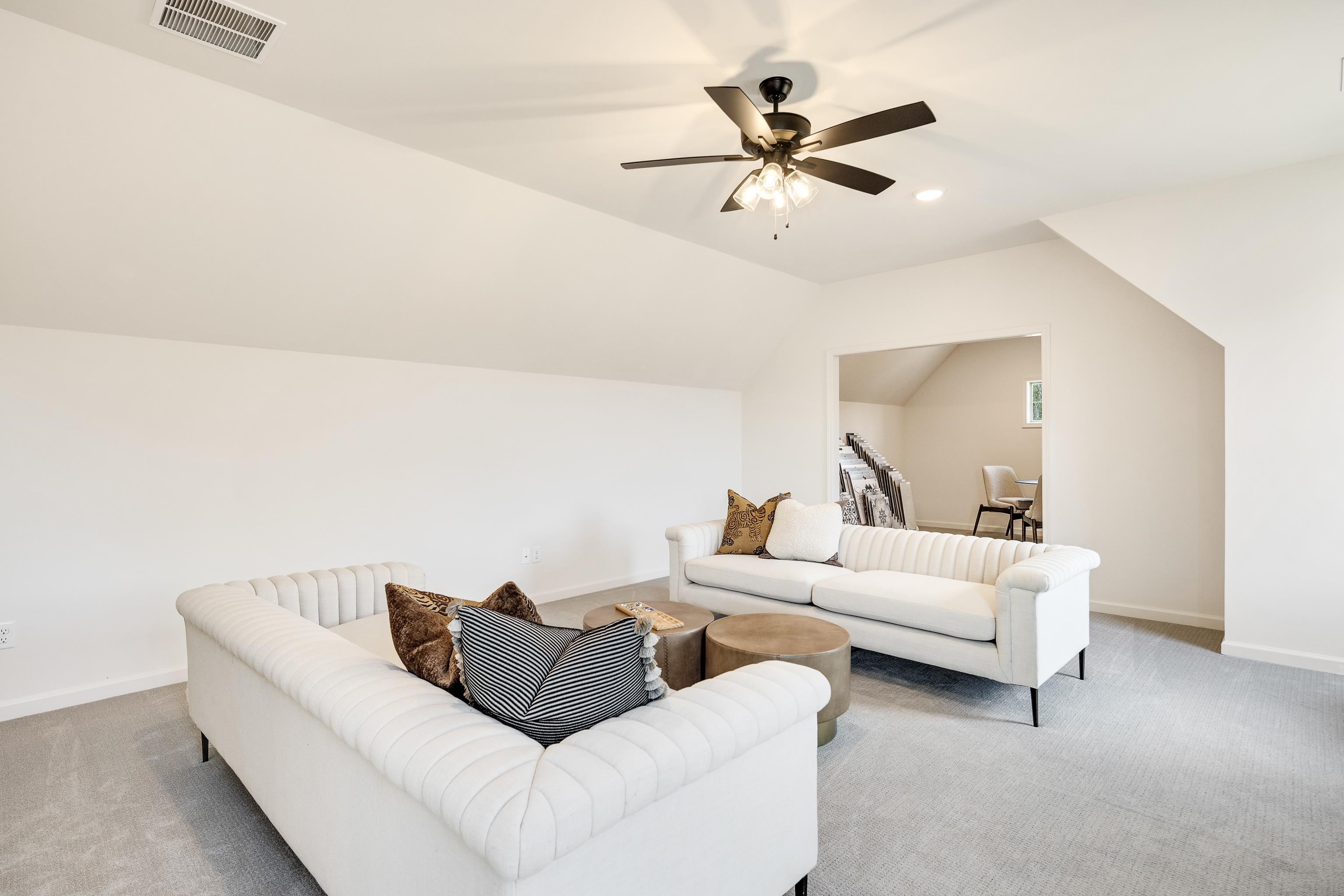 Arlington, Tennessee 38002, United States, 5 Bedrooms Bedrooms, ,3 BathroomsBathrooms,Residential,Active,45407