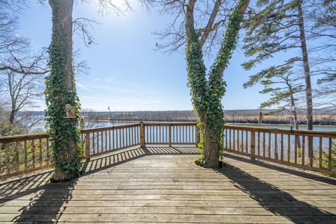 Photo of 385 SALT LN, Savannah, TN 38372 (MLS # 10215211)
