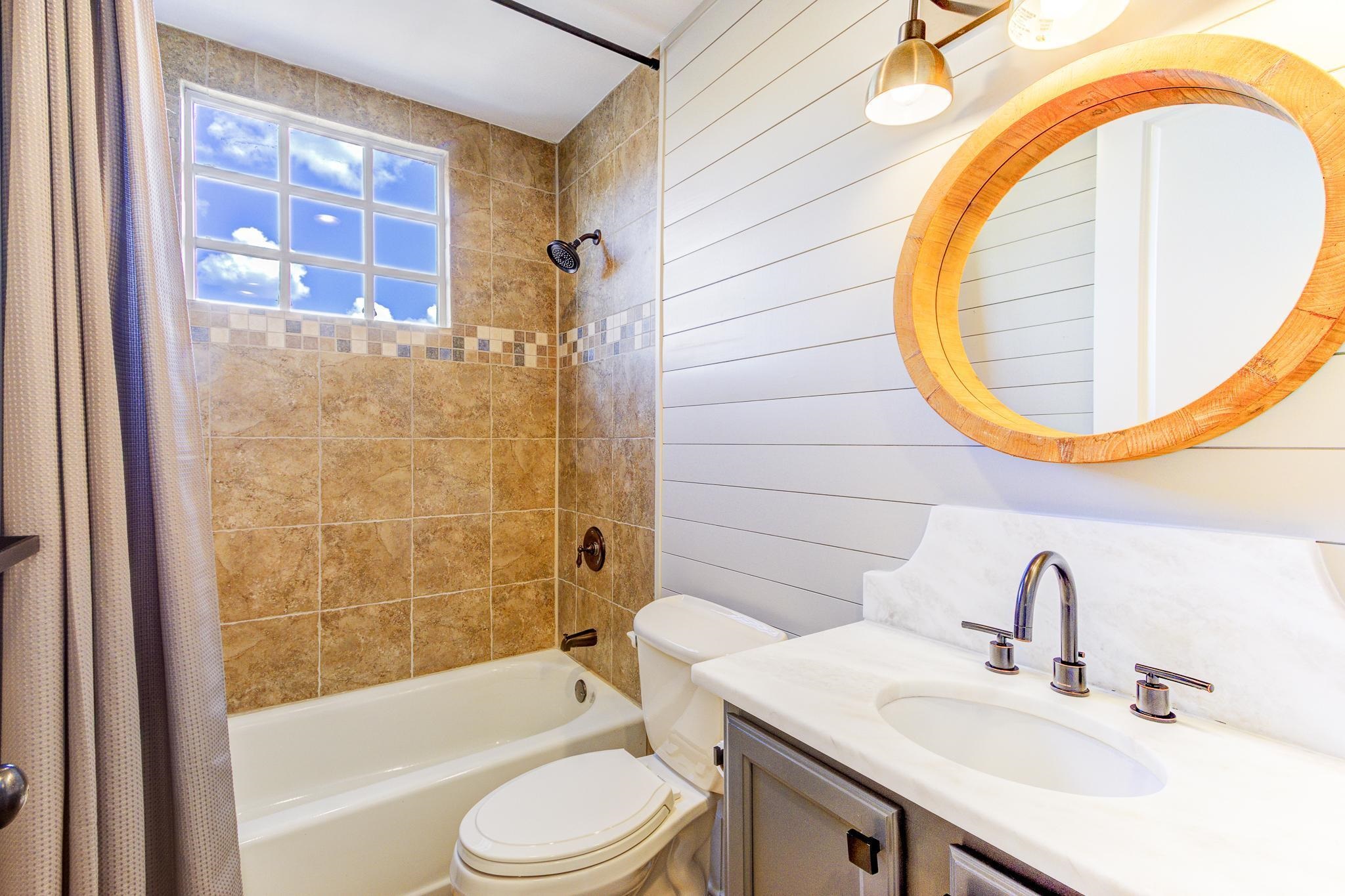 Memphis, Tennessee 38103, United States, 2 Bedrooms Bedrooms, ,3 BathroomsBathrooms,Residential,Active,175048