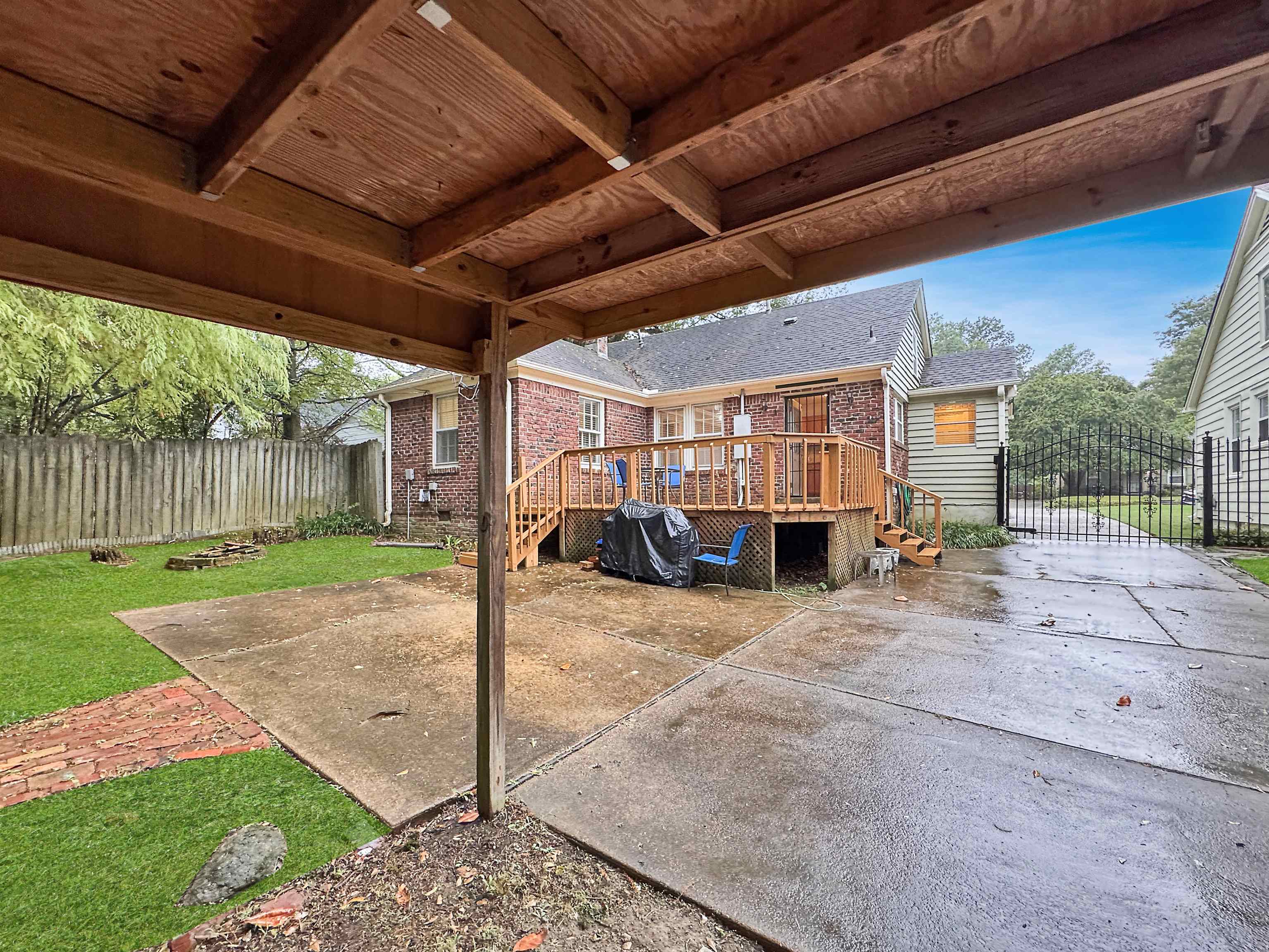 Memphis, Tennessee 38111, United States, 2 Bedrooms Bedrooms, ,1 BathroomBathrooms,Residential,Active,223741